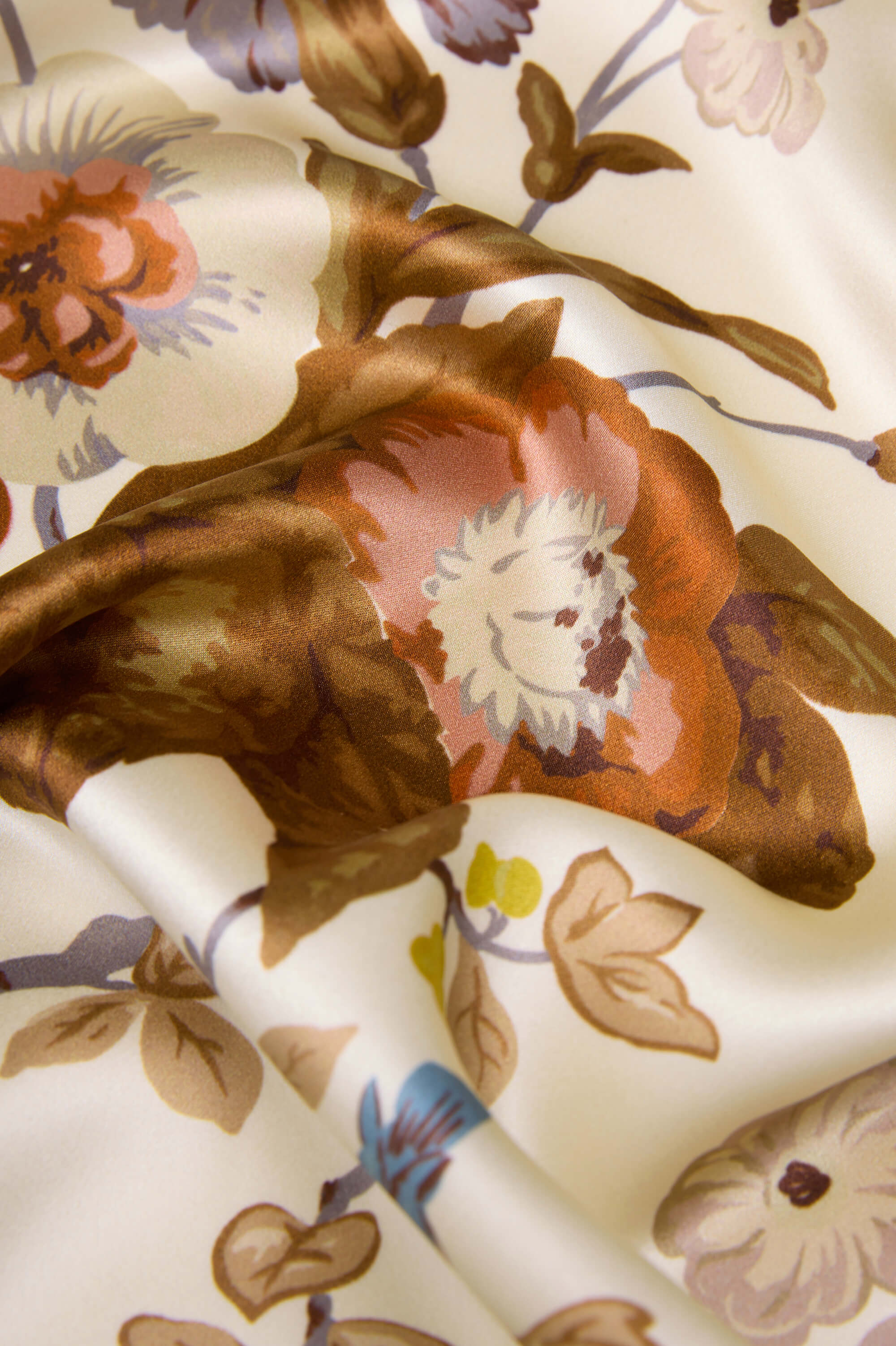 Queenie Violette Cream Floral Robe in Silk Satin