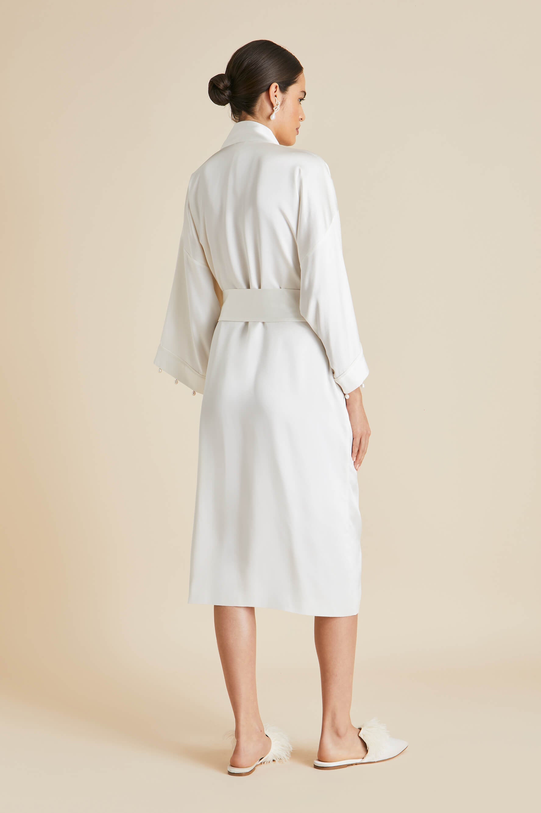 Sabine Ivory Pearl Robe in Silk Satin