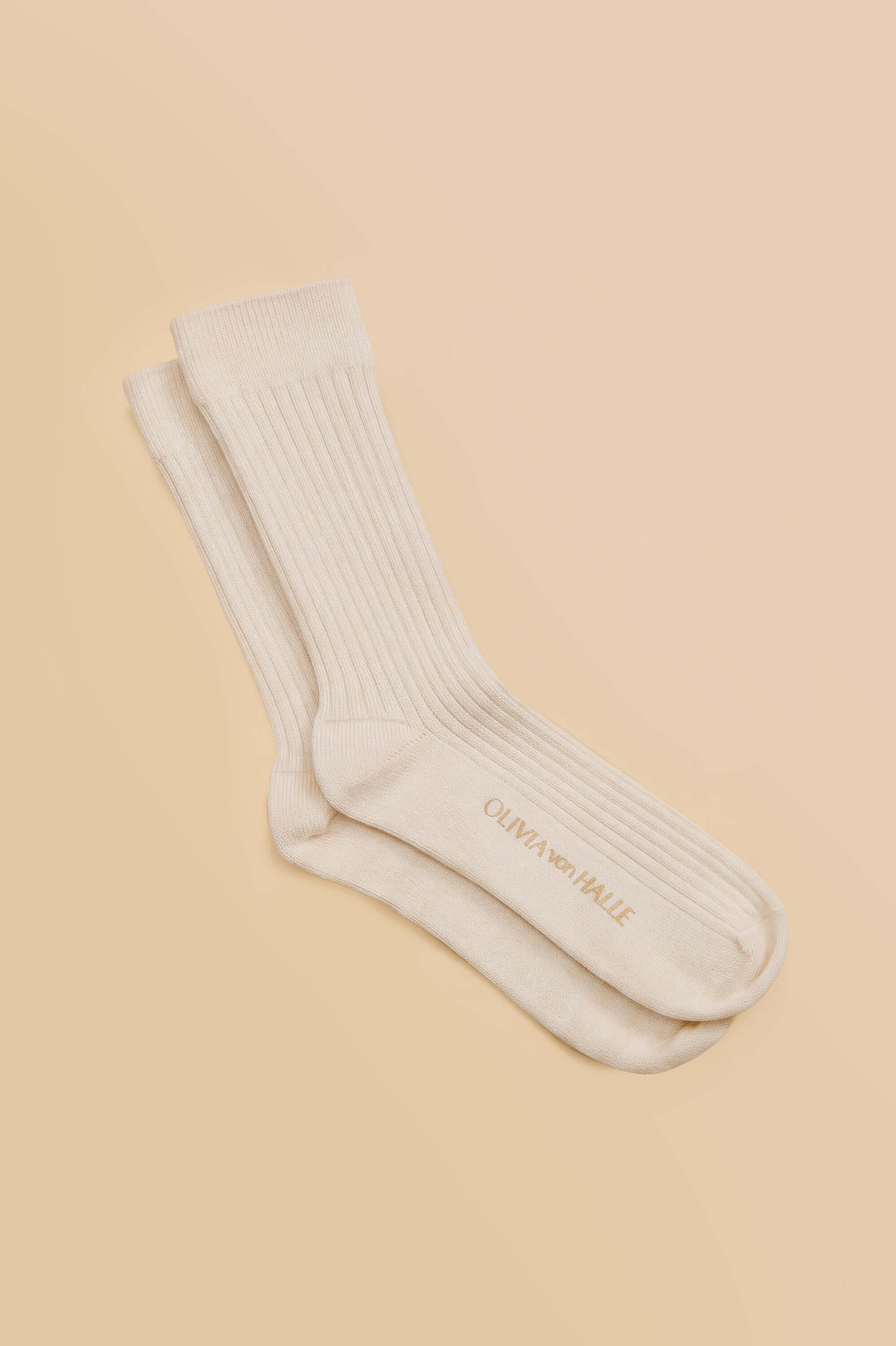 spencer alaska ivory socks in silk-cashmere
