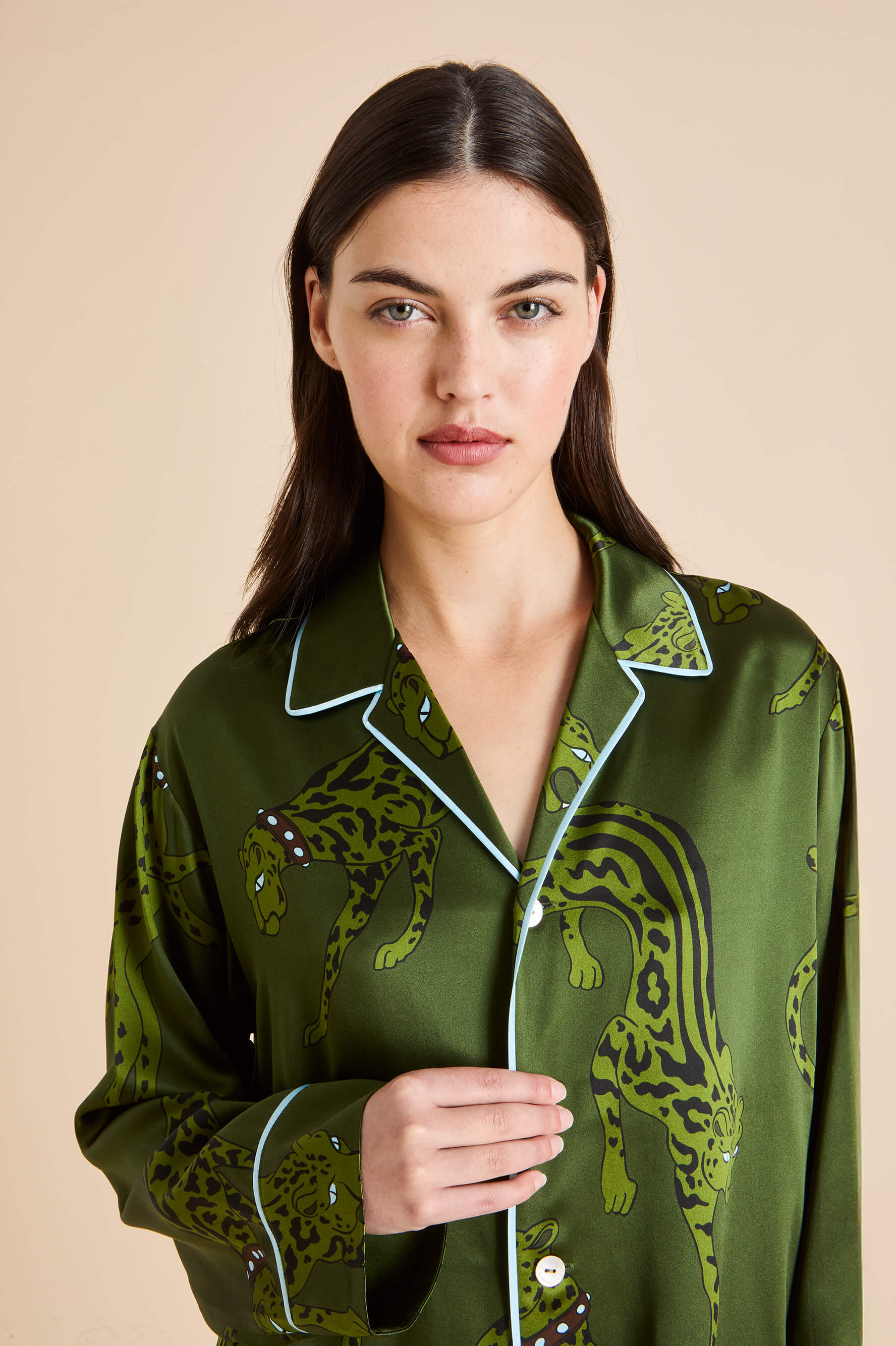 yves cosmos green leopard pyjamas in silk satin 