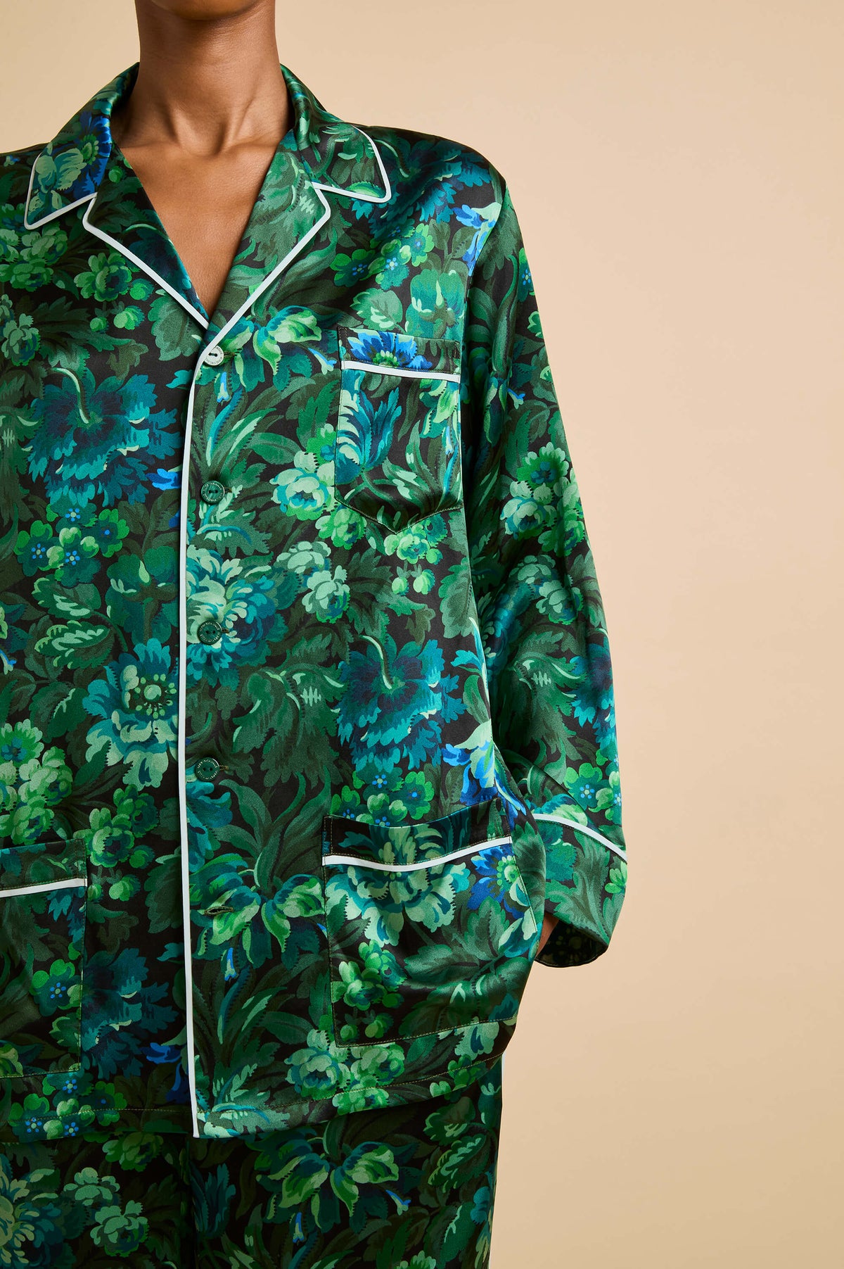 yves eden green floral pyjamas in silk satin 