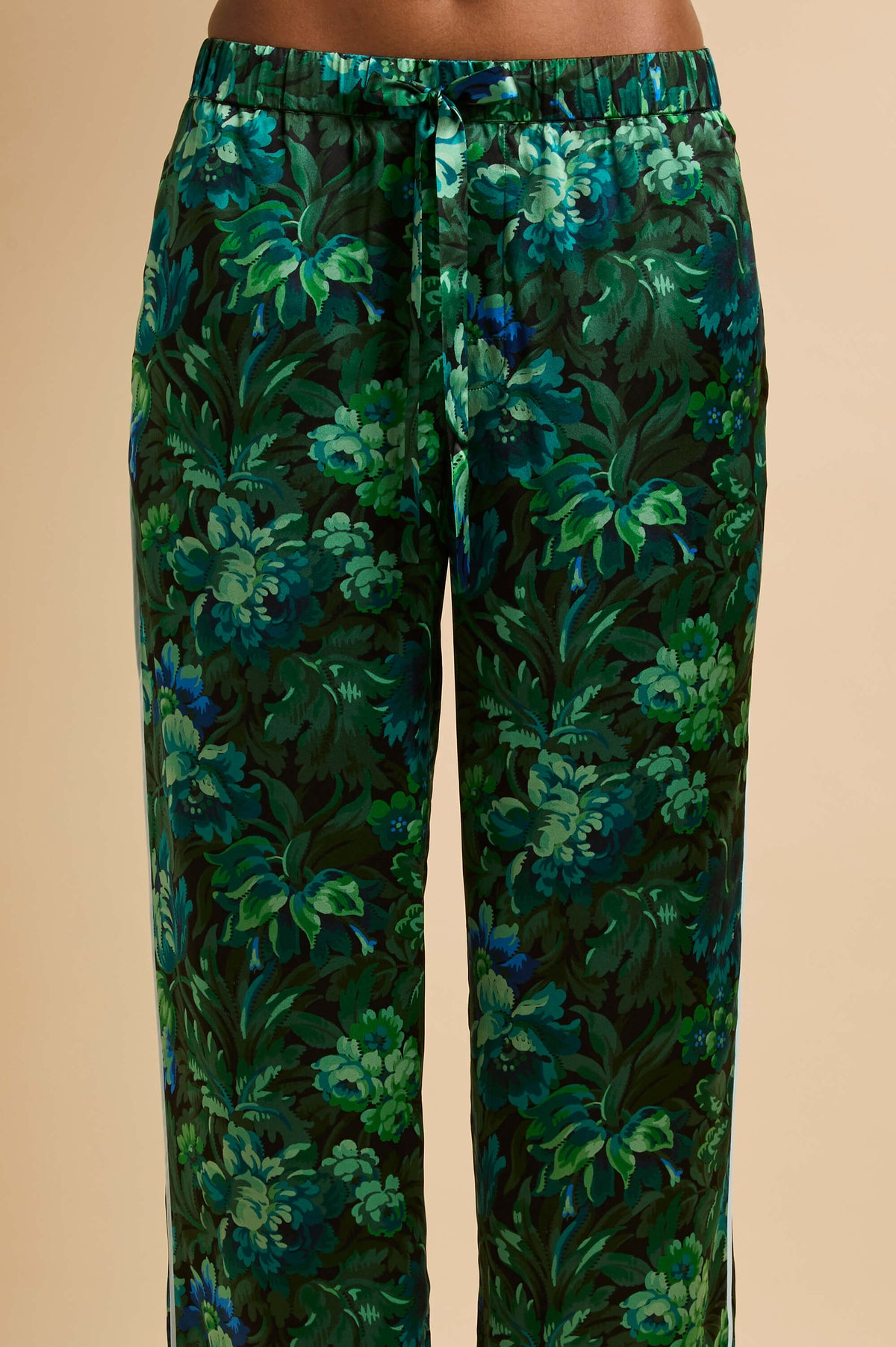Yves Eden Green Floral Pyjamas in Silk Satin