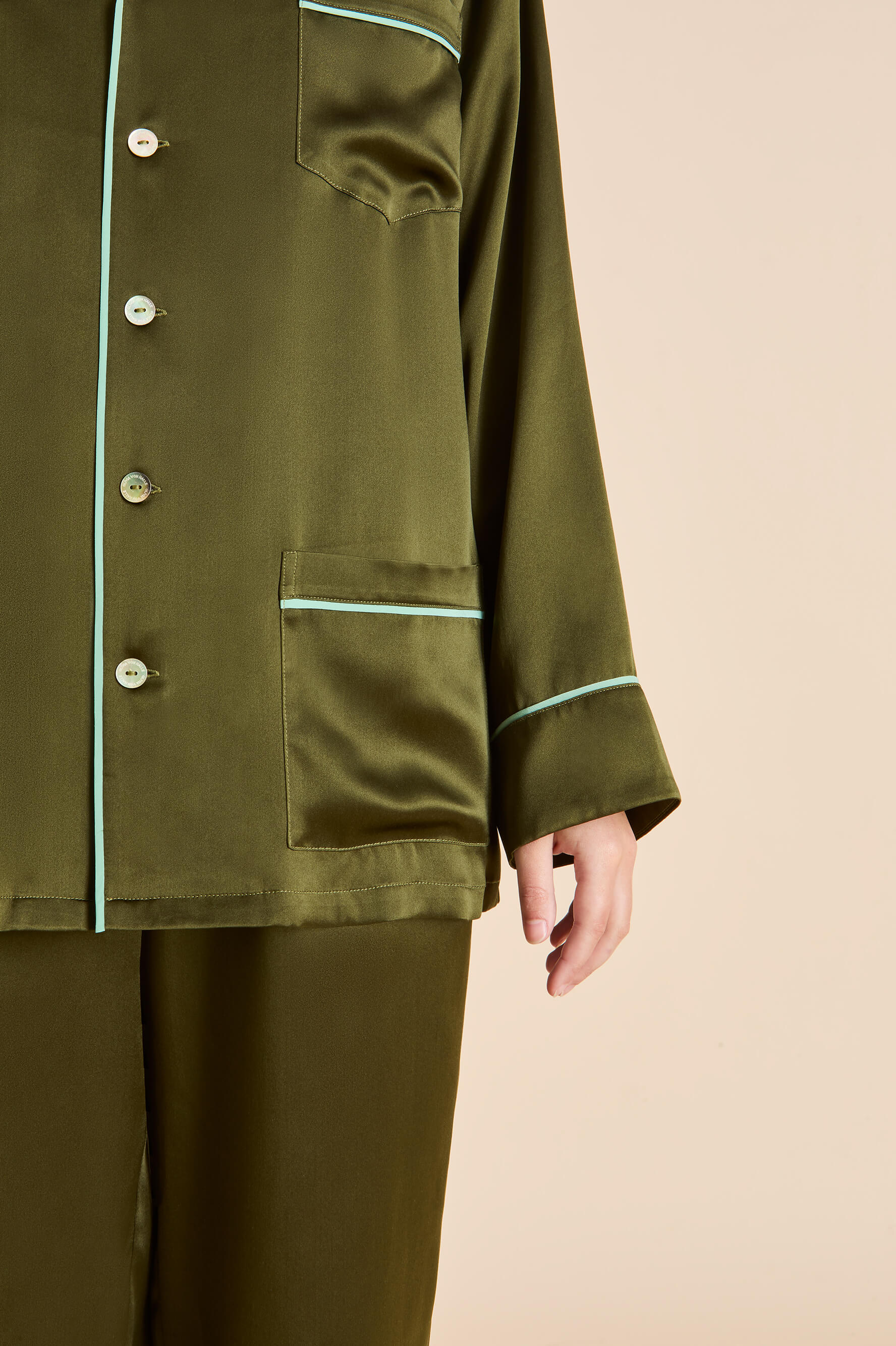 Yves Ivy Green Pyjamas in Silk Satin