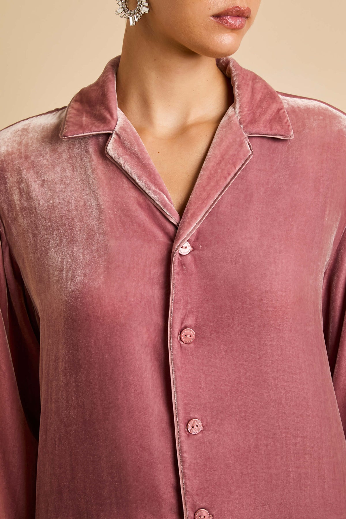 yves rosette pink pyjamas in silk velvet 