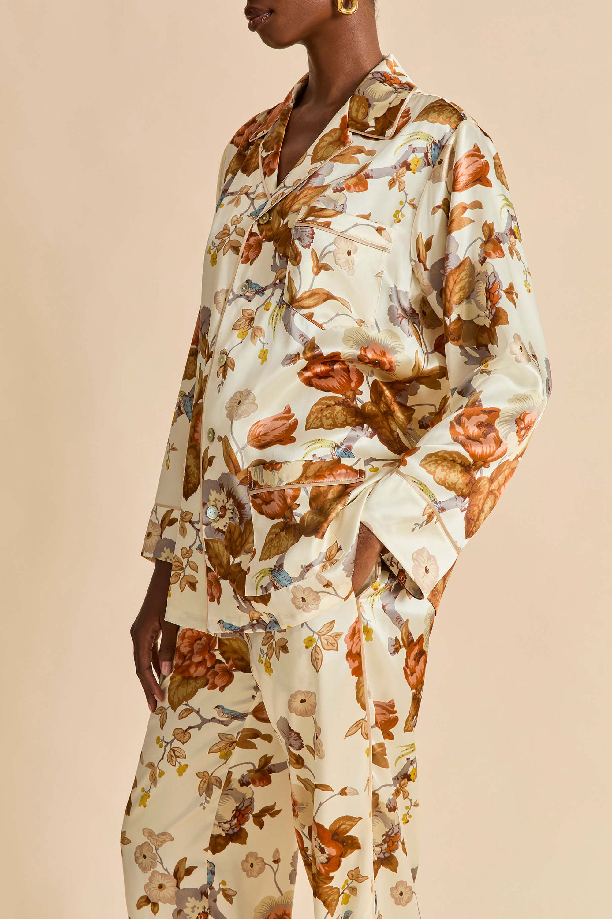 yves violette cream floral pyjamas in silk satin 