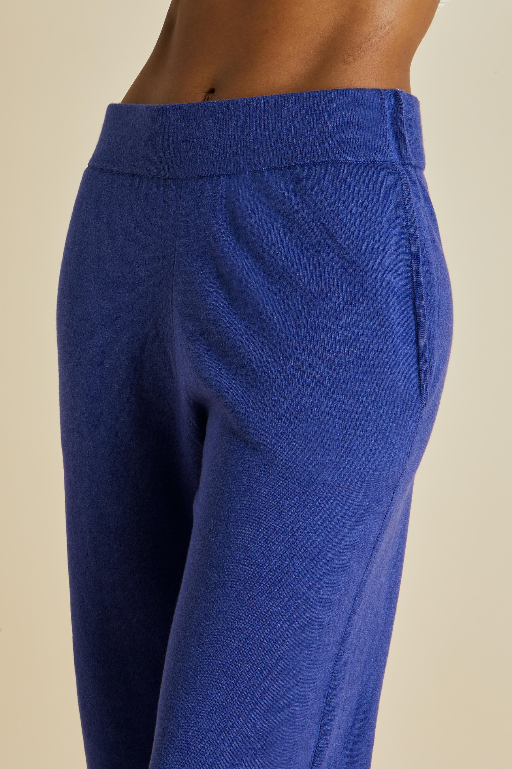 Della Tulum Silk-Cashmere Tracksuit