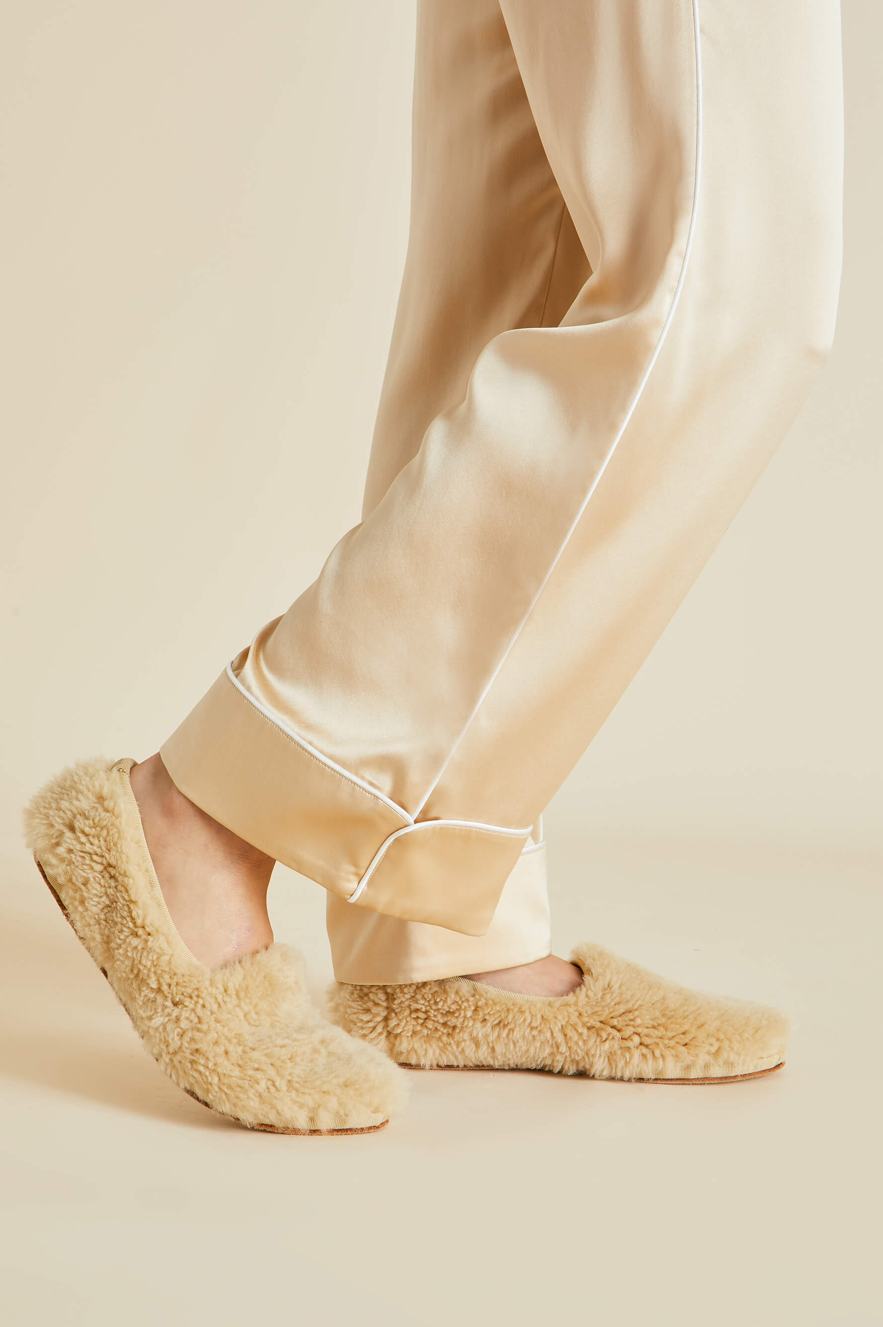 Dolly Caramel Slippers in Merino Wool