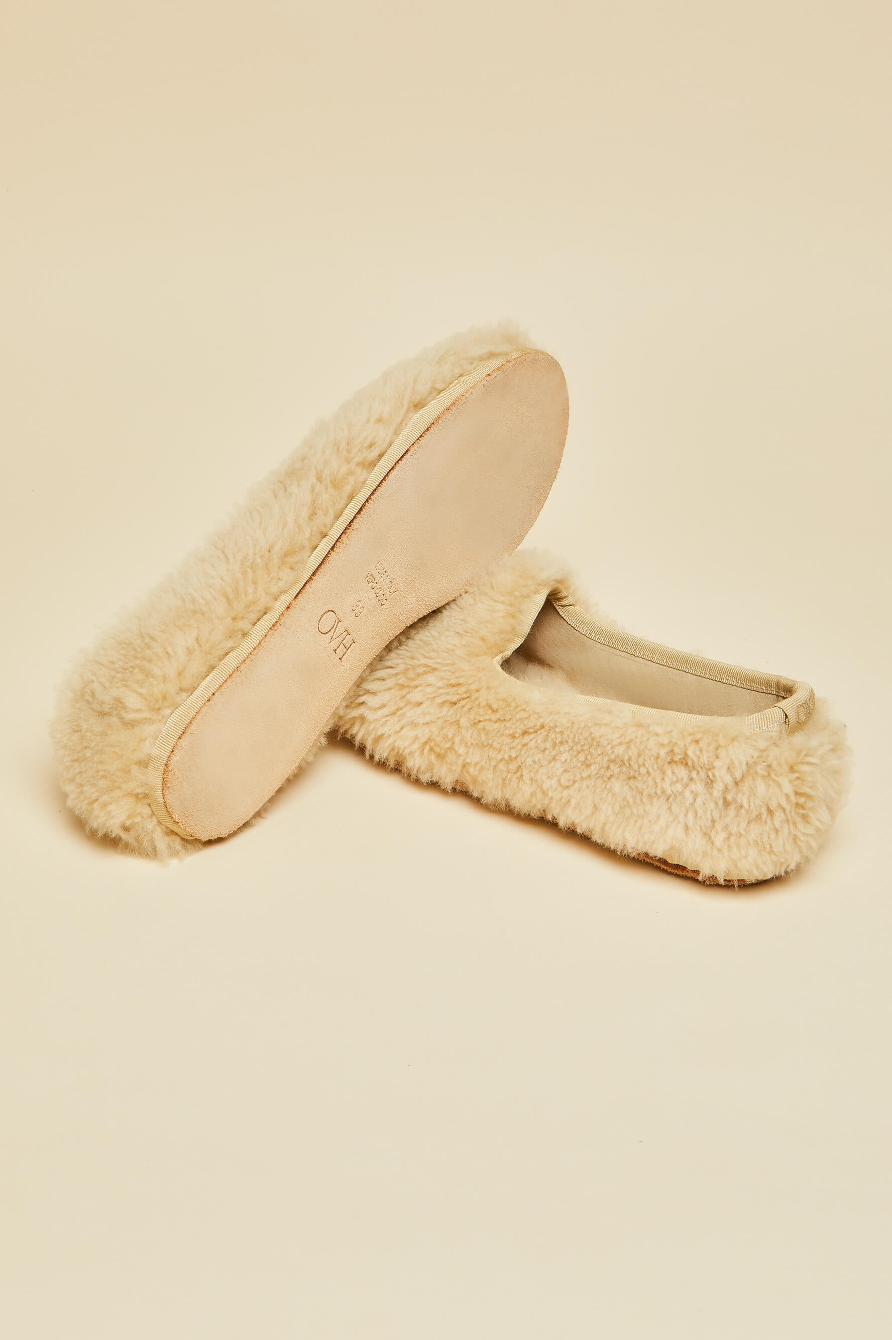 Dolly Caramel Slippers in Merino Wool